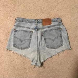Levi’s cutoffs